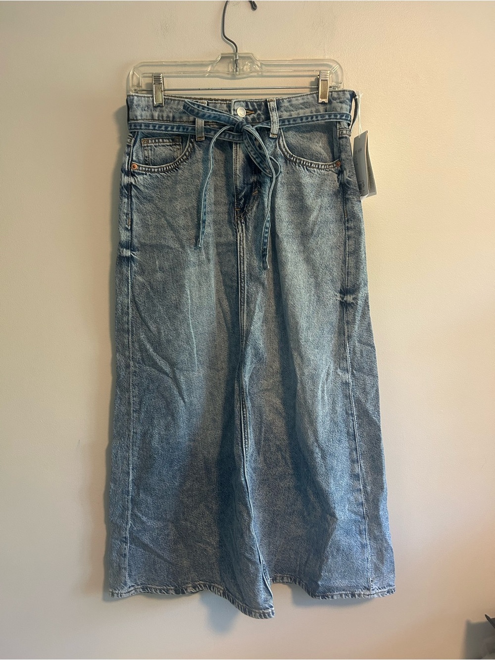 NEW H&M & denim small light wash denim a-line midi skirt with adjustable tie